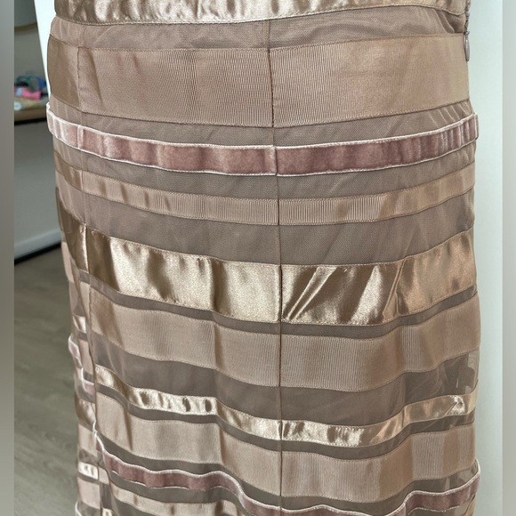 Club Monaco A line skirt - Picture 2 of 4